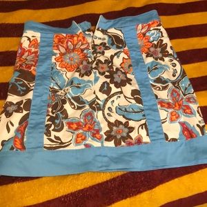 Flowered skirt